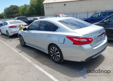 2017 Nissan Altima 2.5 Sl z USA, uszkodzony, nr VIN 1N4AL3AP7HC172048